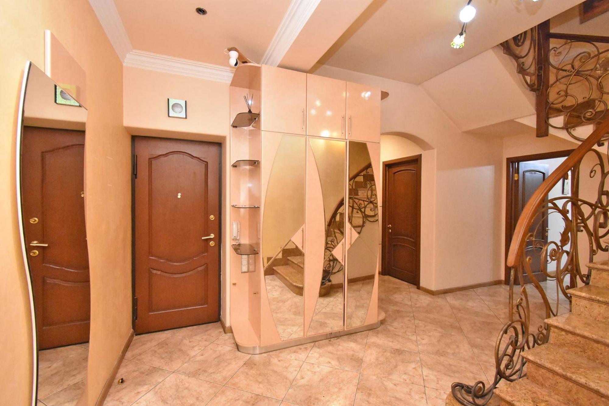 Amigo Guest Hostel Ереван Екстериор снимка